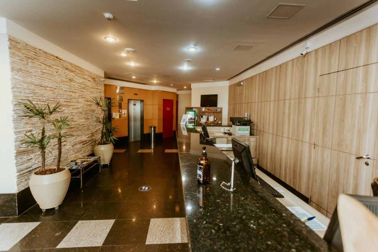 Vitoria Praia Hotel Екстер'єр фото