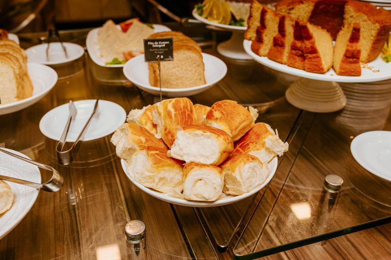 Vitoria Praia Hotel Екстер'єр фото