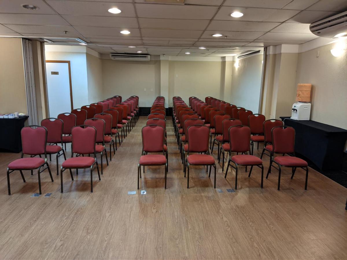Vitoria Praia Hotel Екстер'єр фото