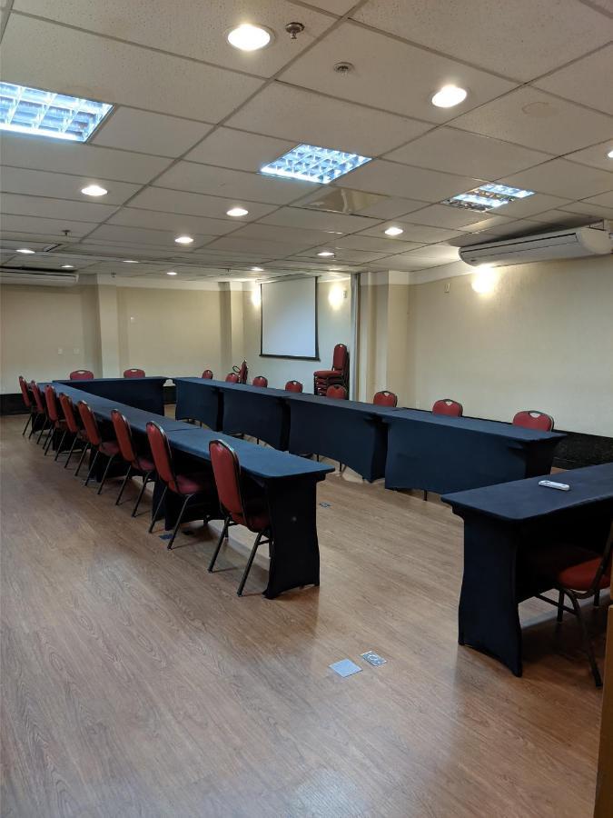 Vitoria Praia Hotel Екстер'єр фото