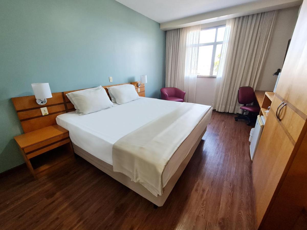 Vitoria Praia Hotel Екстер'єр фото