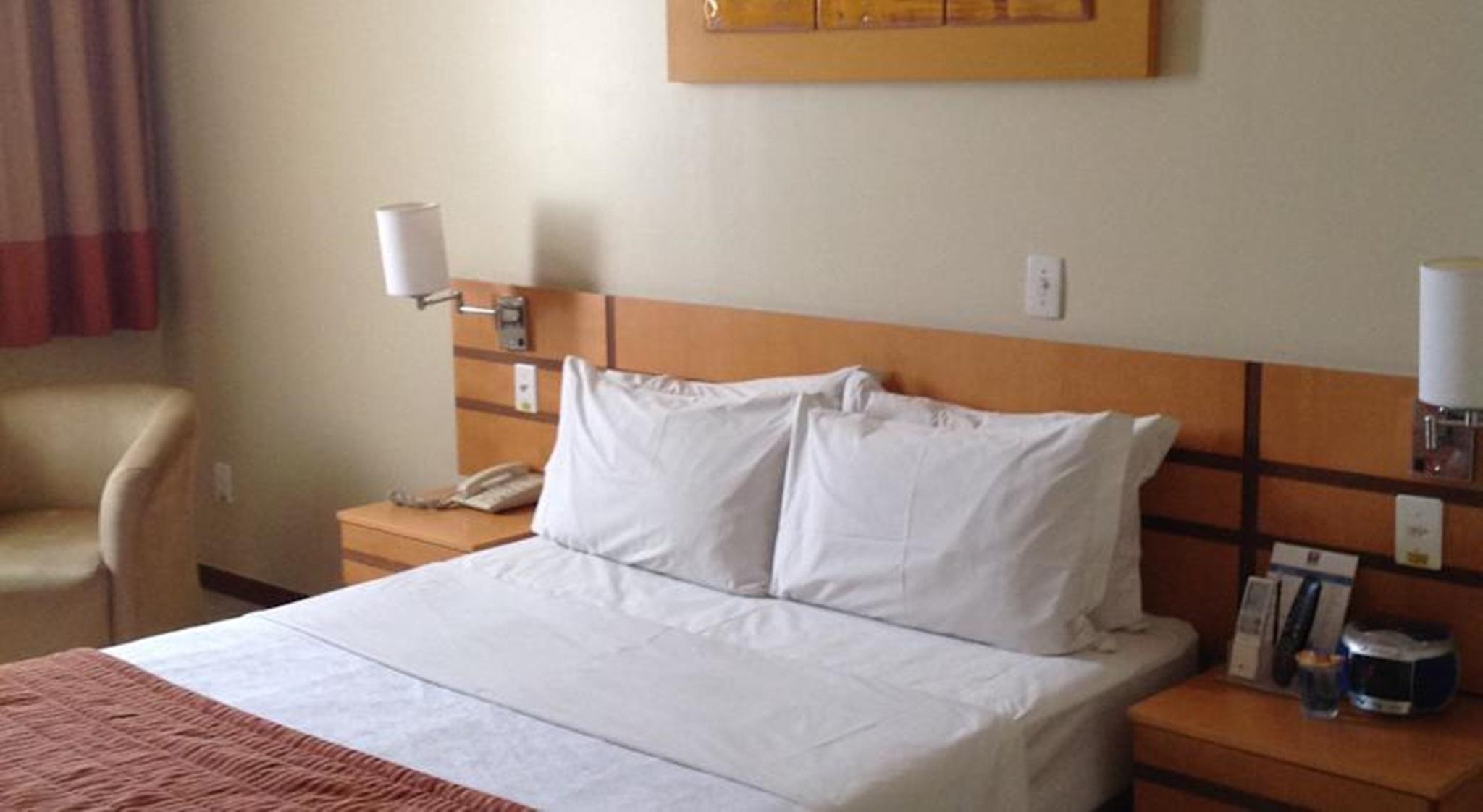 Vitoria Praia Hotel Екстер'єр фото