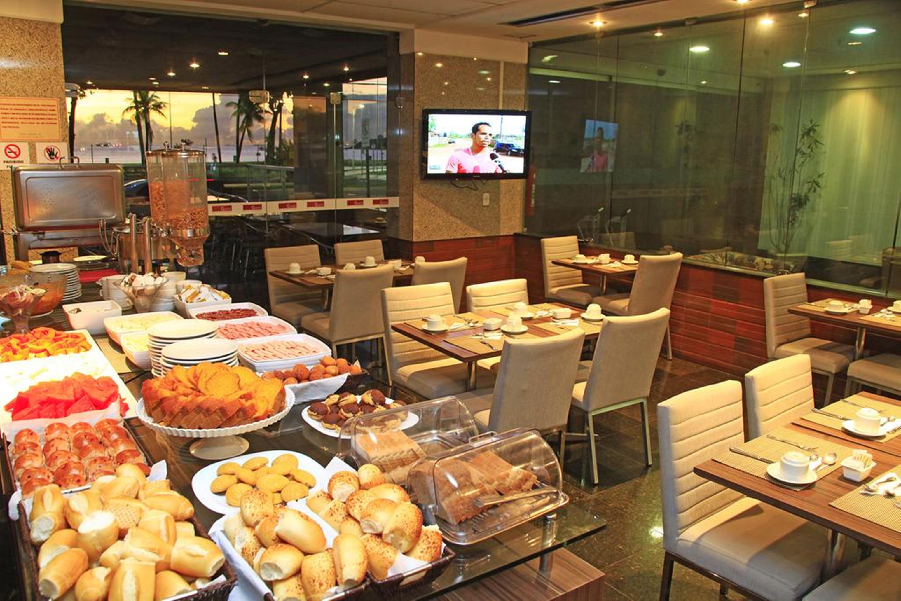 Vitoria Praia Hotel Екстер'єр фото