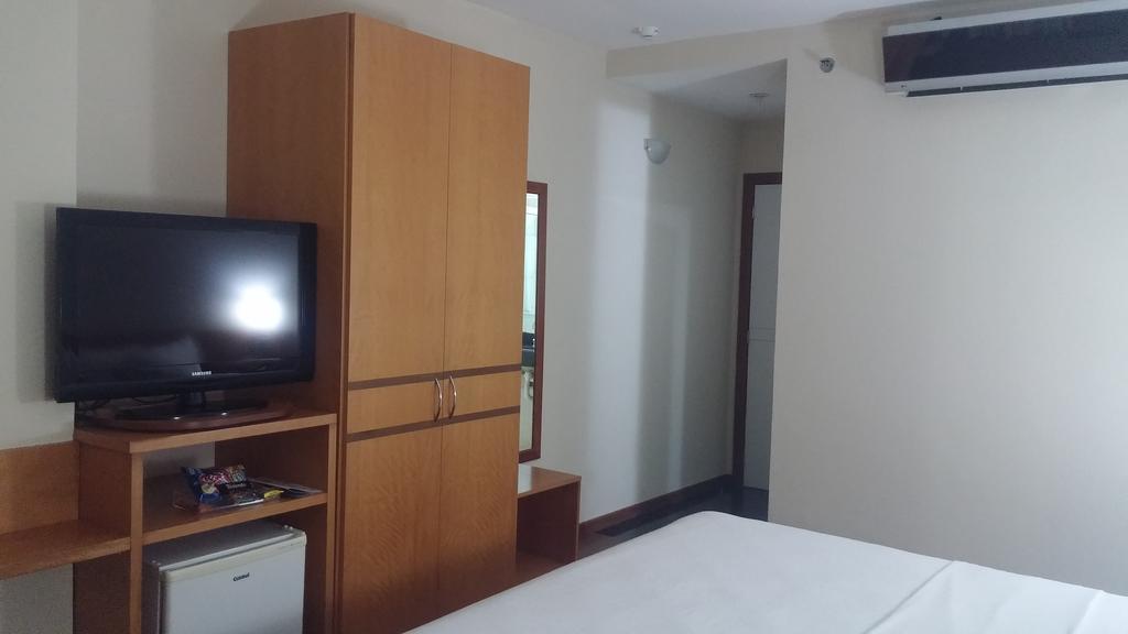 Vitoria Praia Hotel Екстер'єр фото